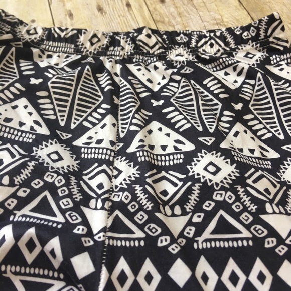 Pattern Legging Bundle - Picture 3 of 3